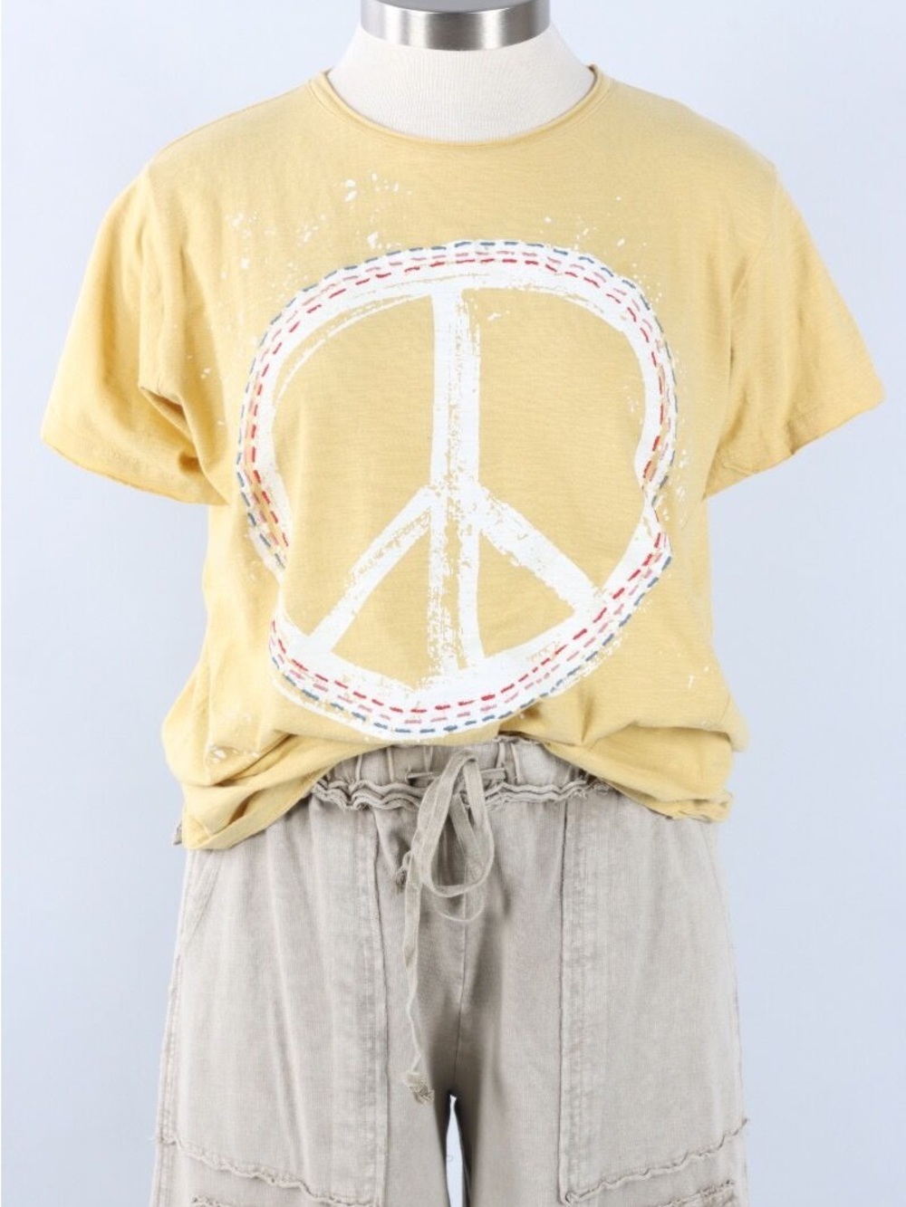 Kyla SEO Yellow Peace Sign Graphic Tee EUC
